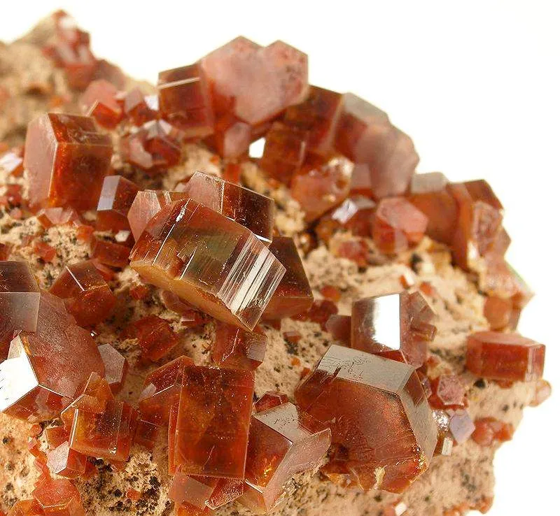 Vanadinite - image 4