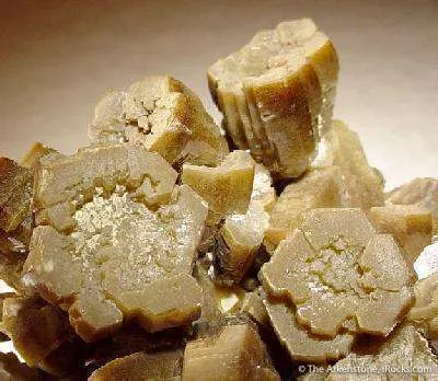 Vanadinite - image 3