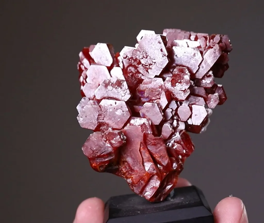 Vanadinite - image 2