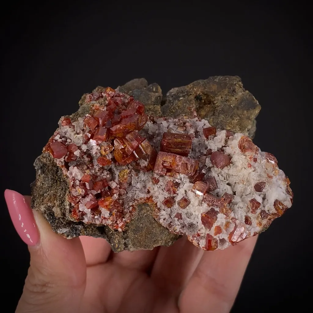 Vanadinite image