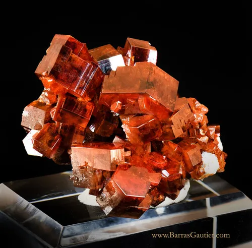 Vanadinite image