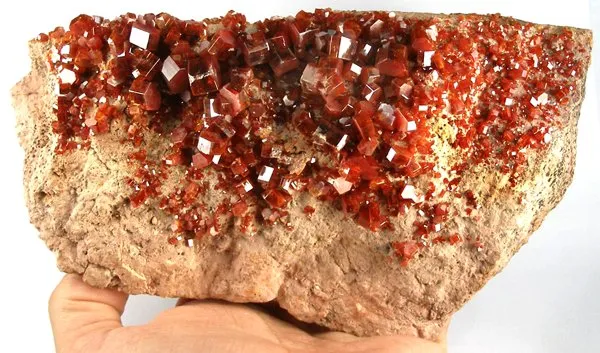 Vanadinite image