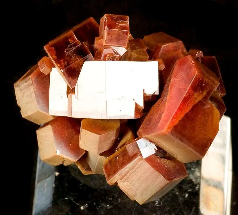 Vanadinite - image 3