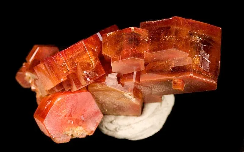Vanadinite - image 2