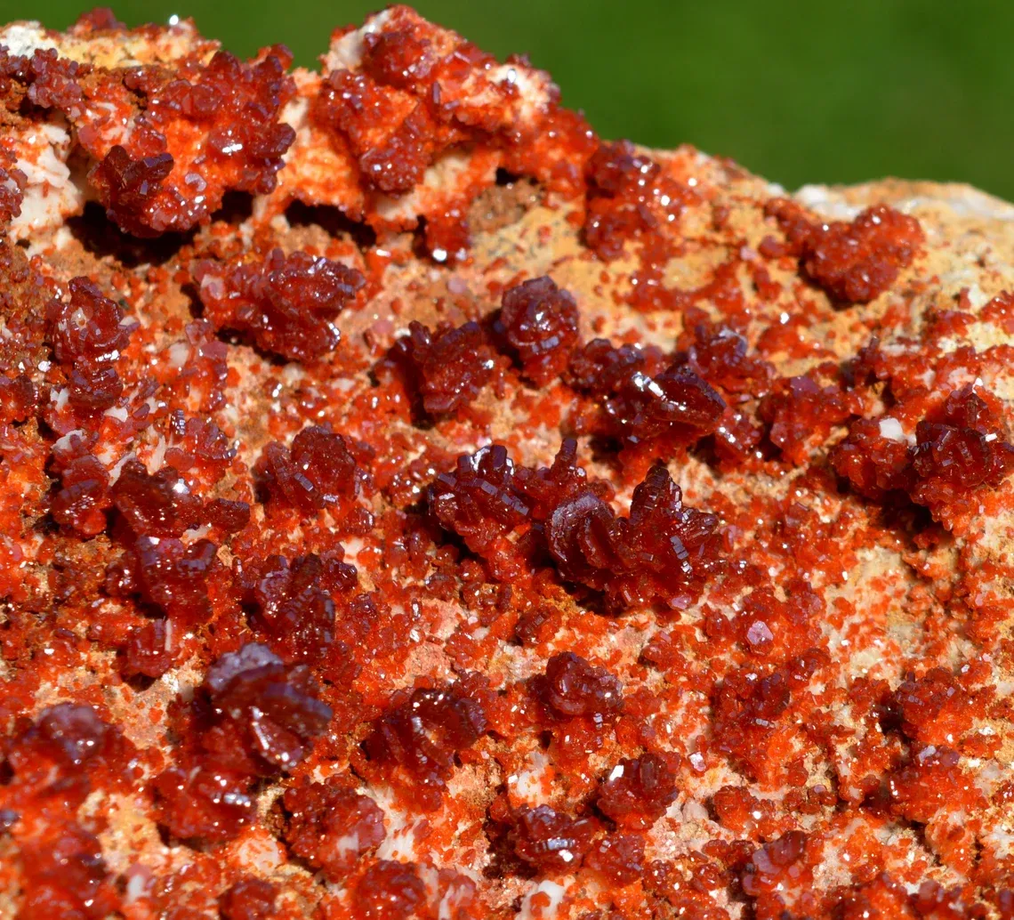 Vanadinite 4500 grams - Mibladen, Aït Oufella Caïdat, Midelt, Drâa-Tafilalet Region, Morocco - image 9