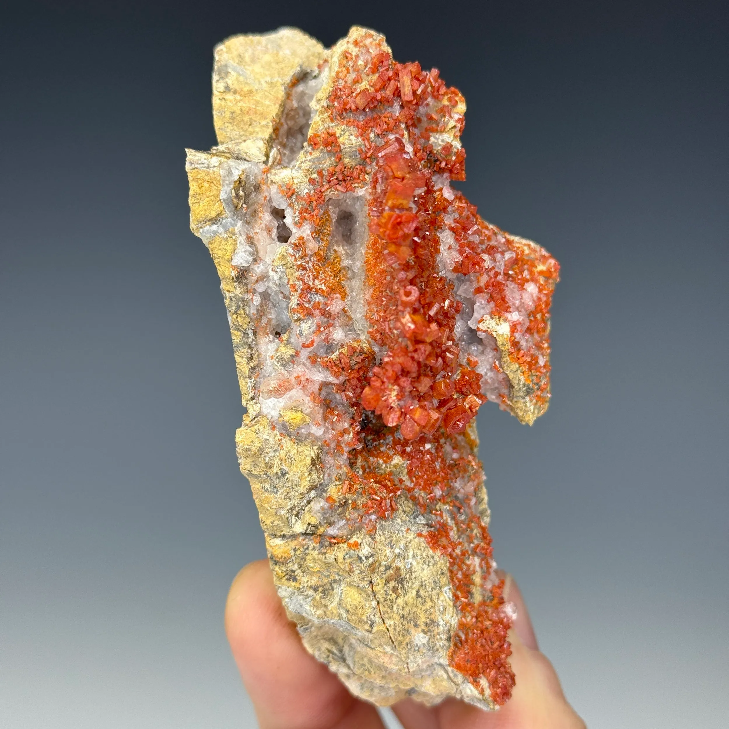Vanadinite - image 3