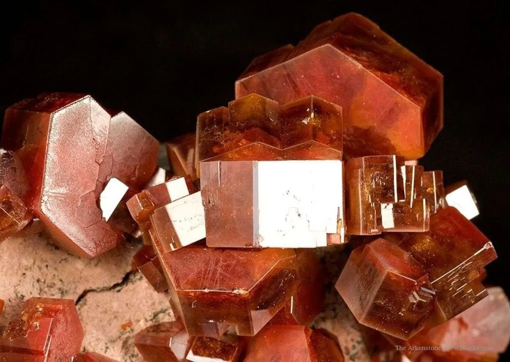 Vanadinite - image 4