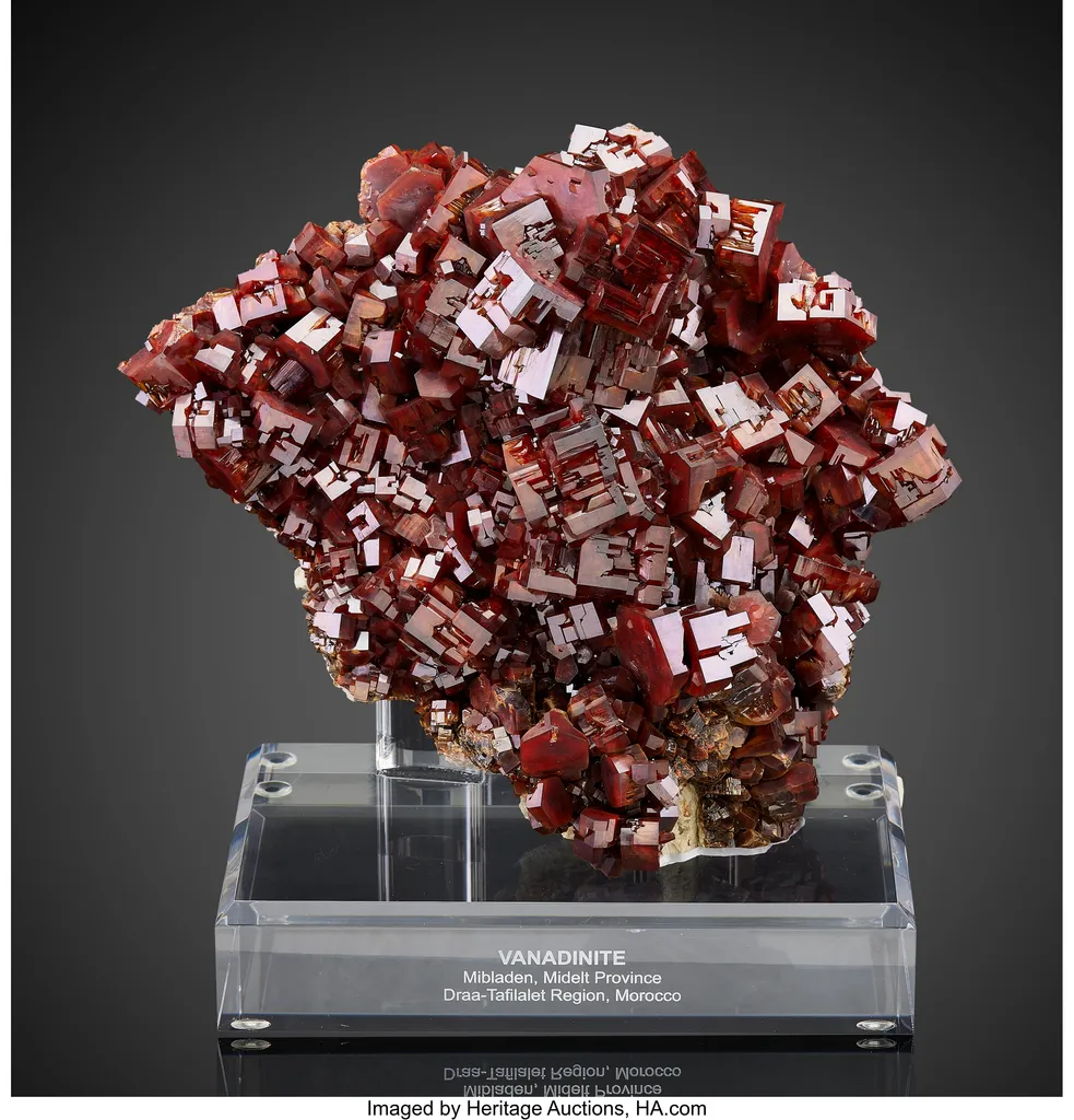 Vanadinite image