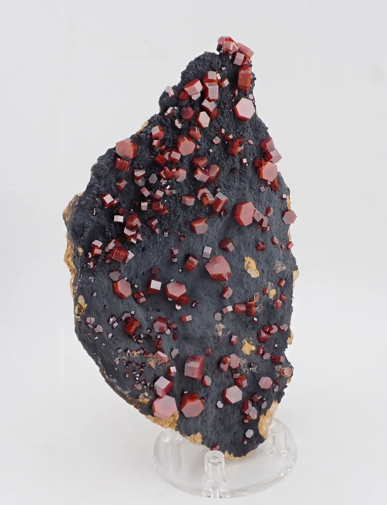 Vanadinite image