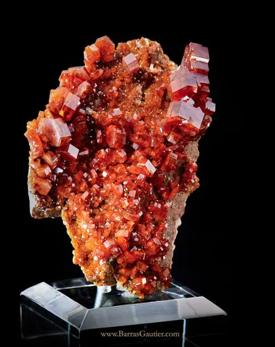 Vanadinite image