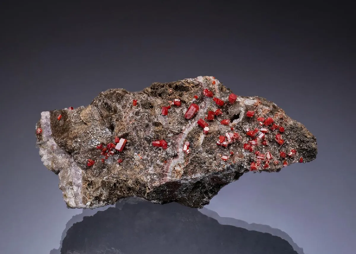 Vanadinite - image 1