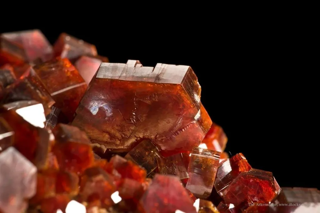 Vanadinite - image 5