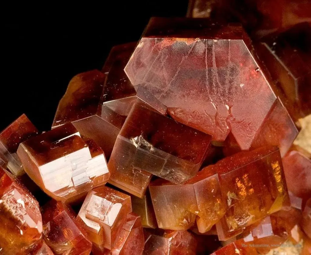 Vanadinite - image 4