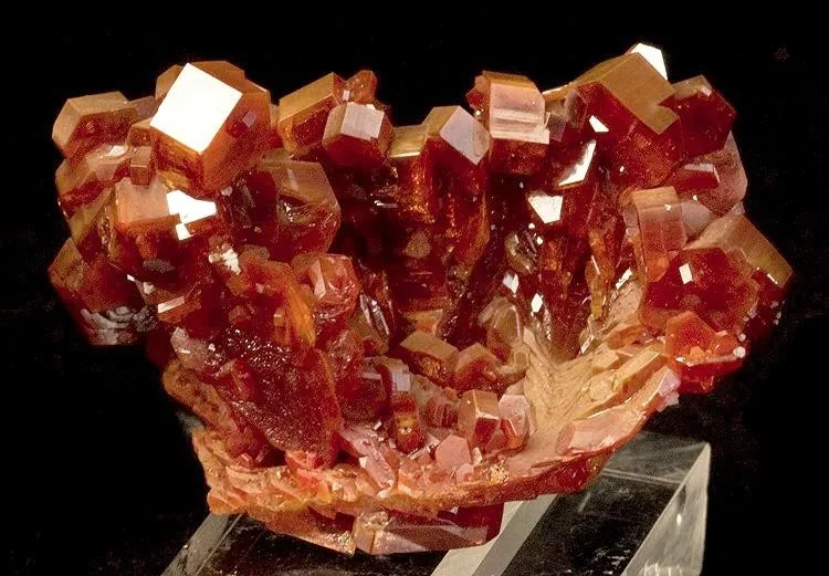 Vanadinite image