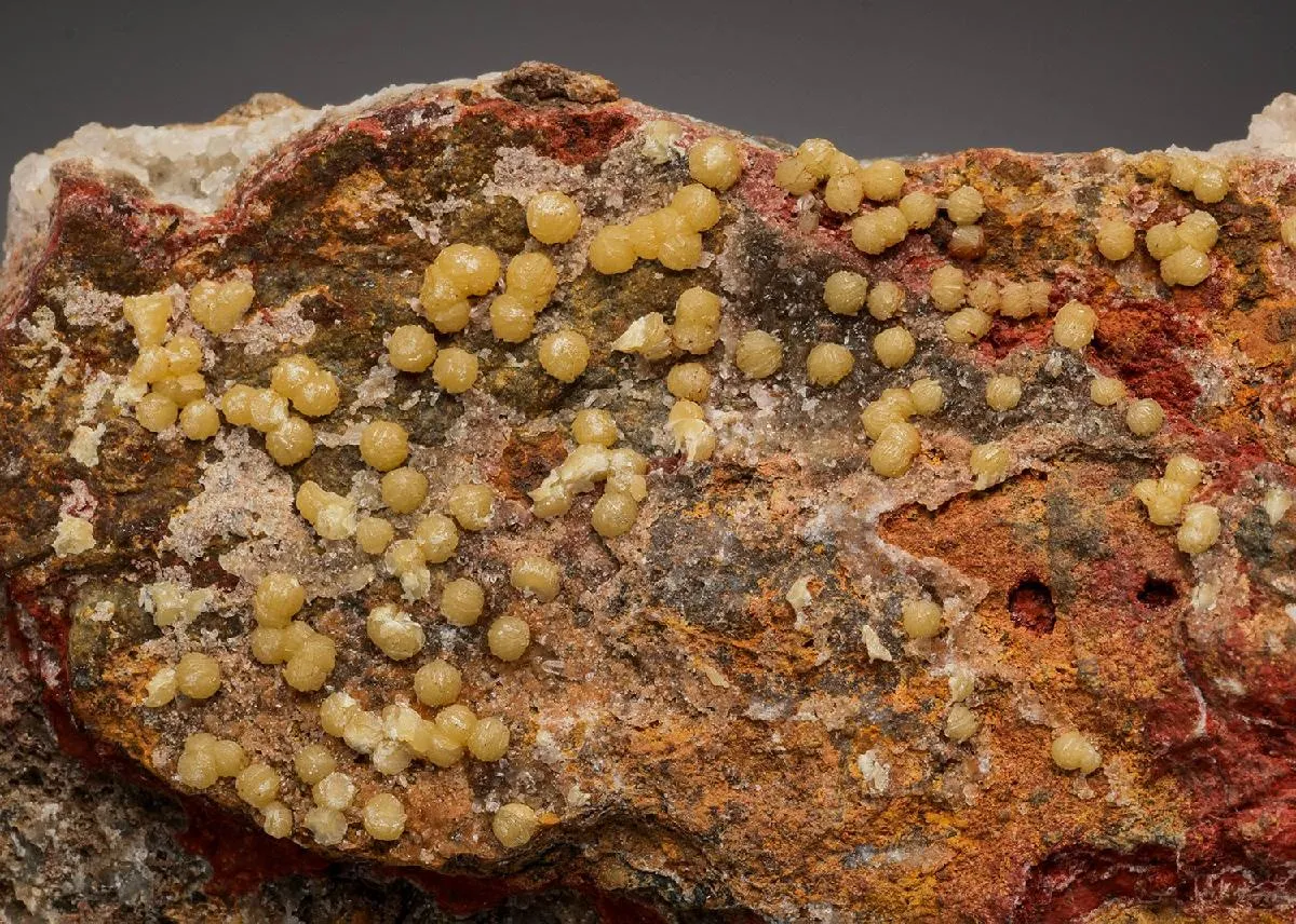 Vanadinite - image 1