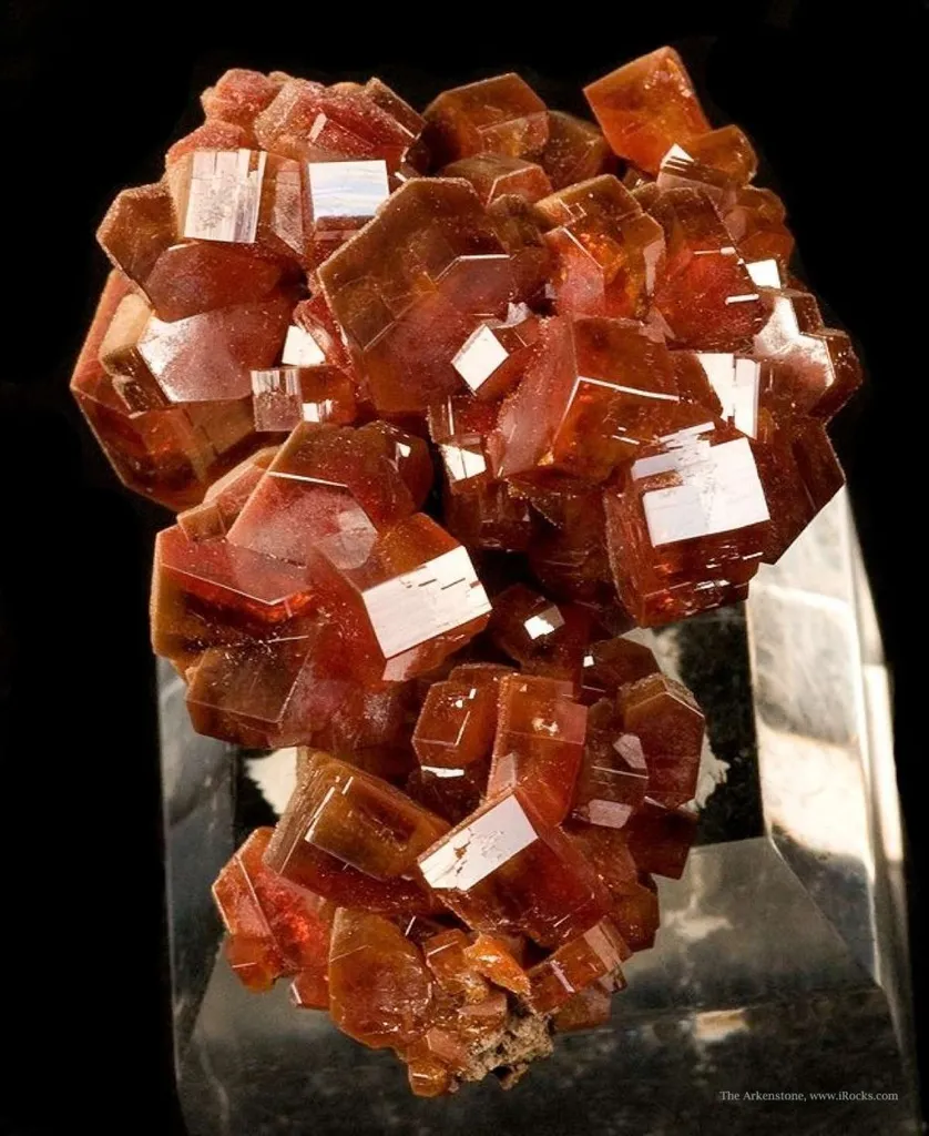 Vanadinite image