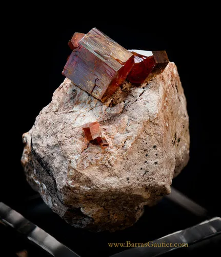 Vanadinite - image 2