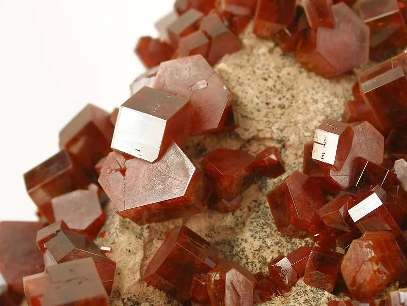 Vanadinite - image 4