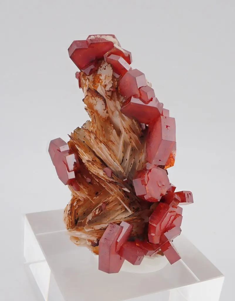 Vanadinite image