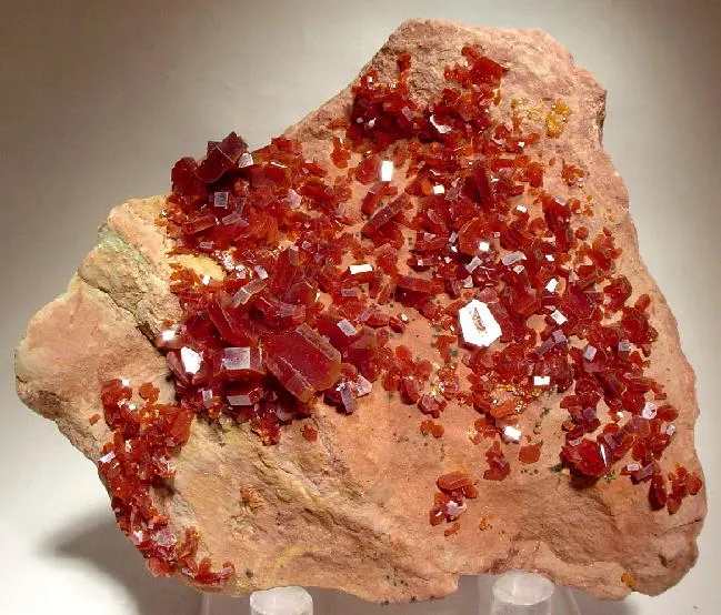 Vanadinite image