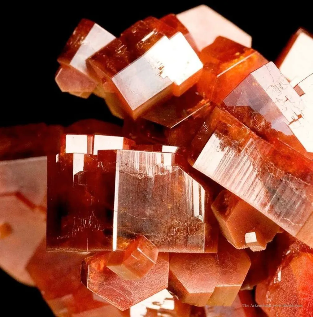 Vanadinite - image 3