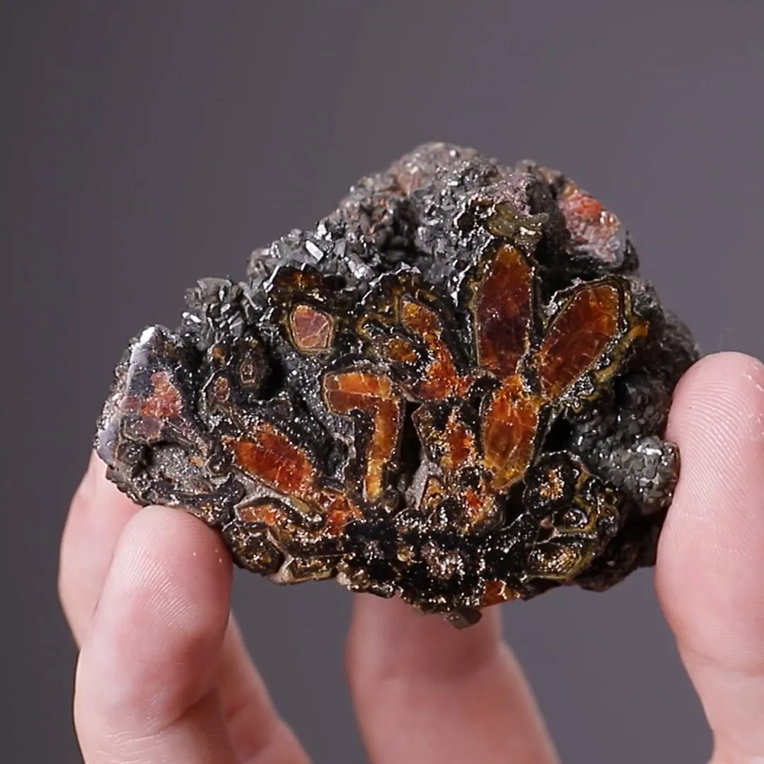 Vanadinite - image 2