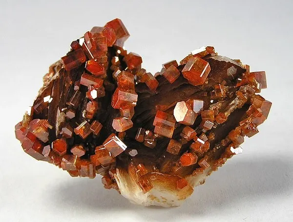 Vanadinite image