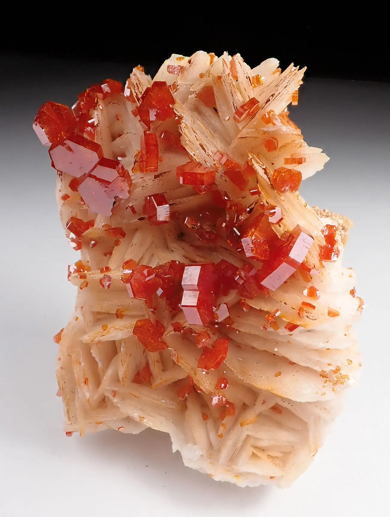Vanadinite - image 4