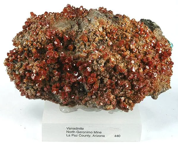 Vanadinite image