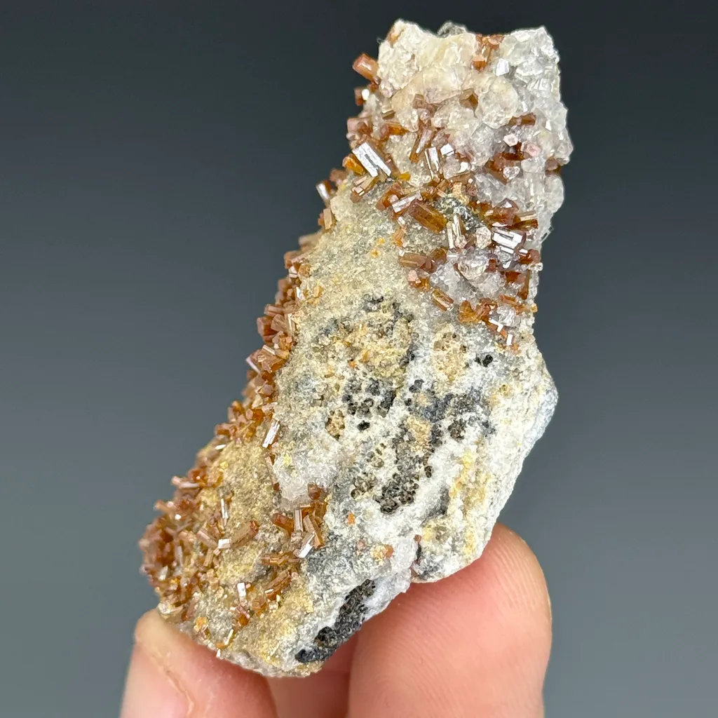 Vanadinite - image 3