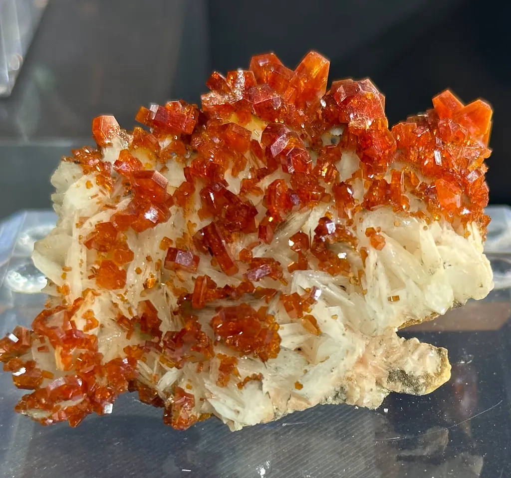 Vanadinite image