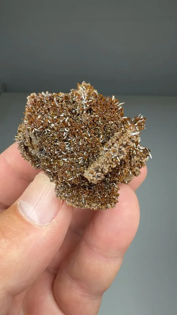 Vanadinite after Wulfenite image