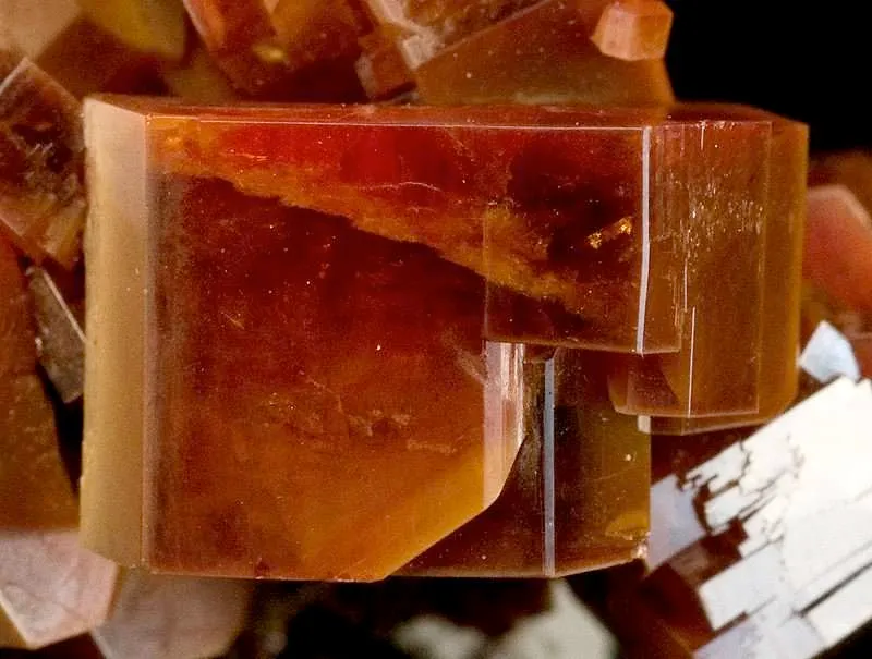 Vanadinite - image 4