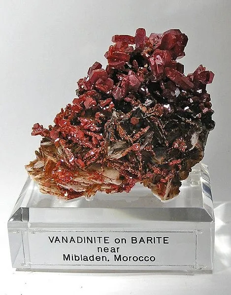 Vanadinite, Baryte image
