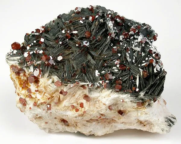 Vanadinite, Baryte, Hollandite image