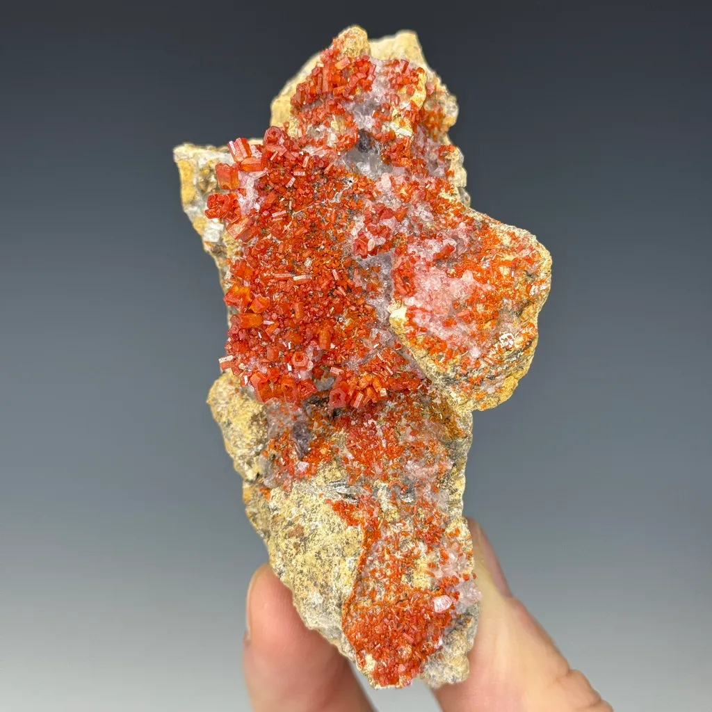 Vanadinite image