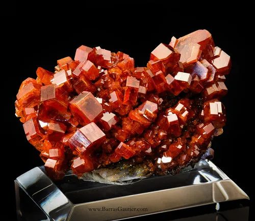 Vanadinite image