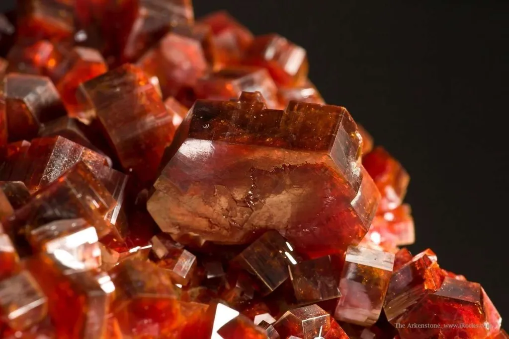 Vanadinite - image 4
