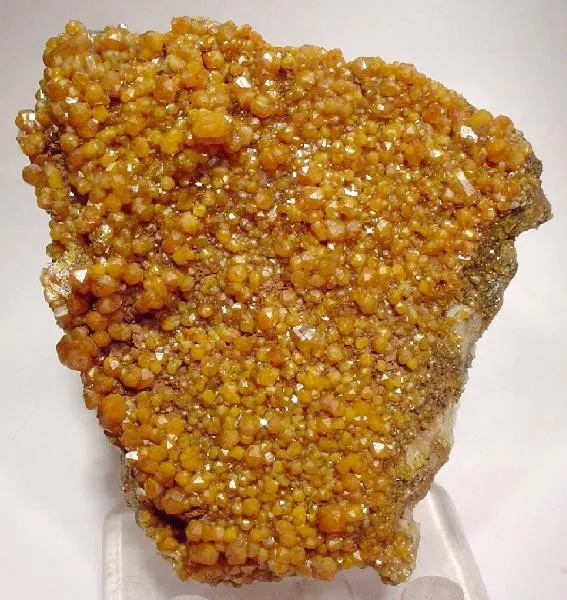 Vanadinite image