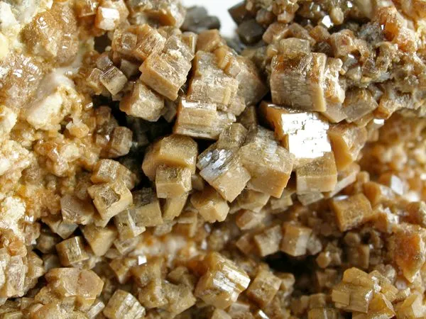 Vanadinite, Dolomite - image 2