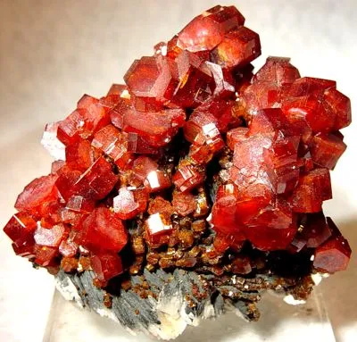 Vanadinite image
