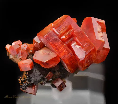 Vanadinite image