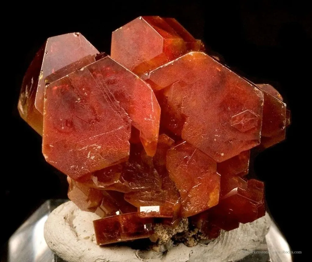 Vanadinite image