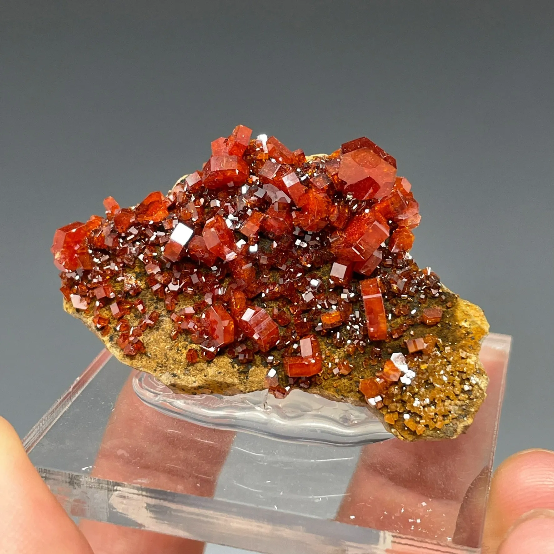 Vanadinite - image 3