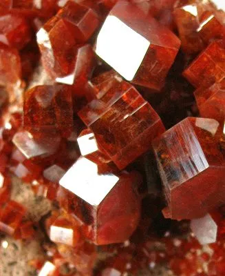 Vanadinite - image 2