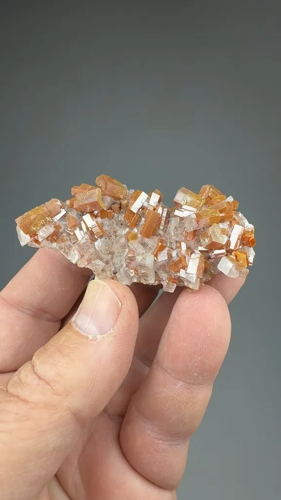 Vanadinite - image 2