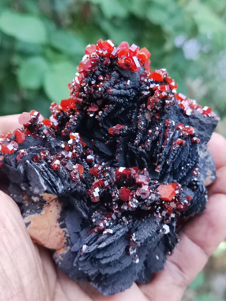 Vanadinite from Morocco, Drâa-Tafilalet Region, Midelt Province, Midelt