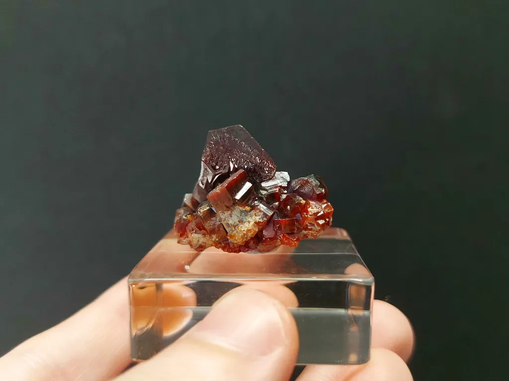 Vanadinite from Morocco, Drâa-Tafilalet Region, Midelt Province, Mibladen Mining District - image 3