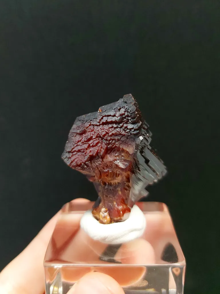 Vanadinite from Morocco, Drâa-Tafilalet Region, Midelt Province, Mibladen Mining District image
