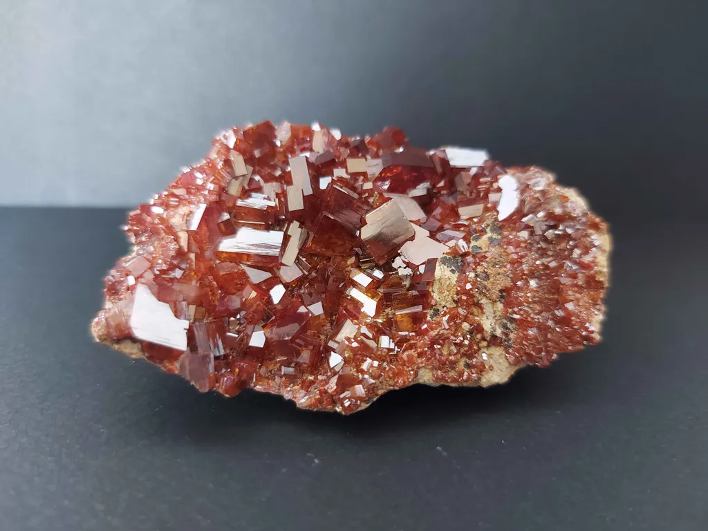 Vanadinite from Morocco, Drâa-Tafilalet Region, Midelt Province, Mibladen Mining District - image 3